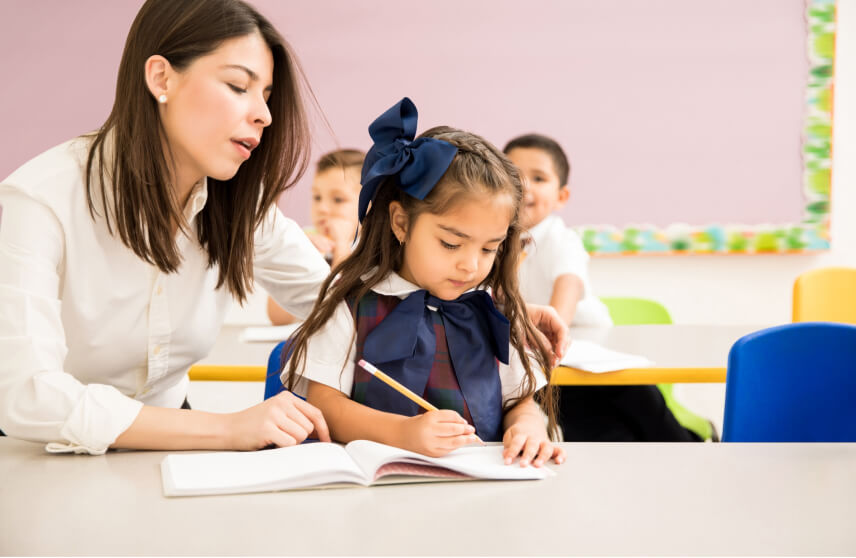 8 Ways To Build Love for Reading In Your Child 